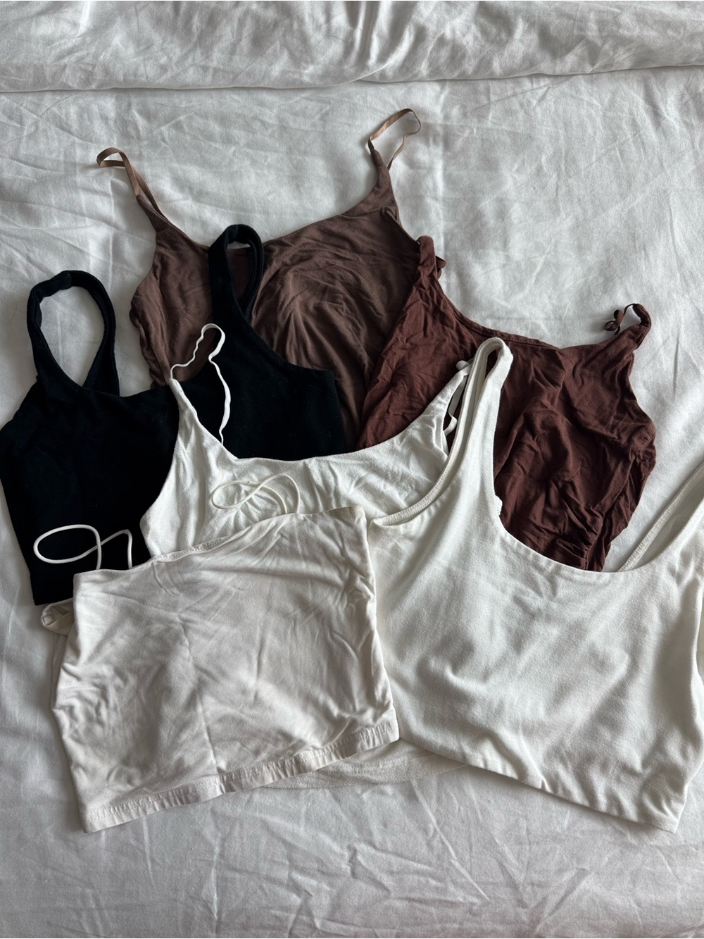 Bundle of 6 tanks